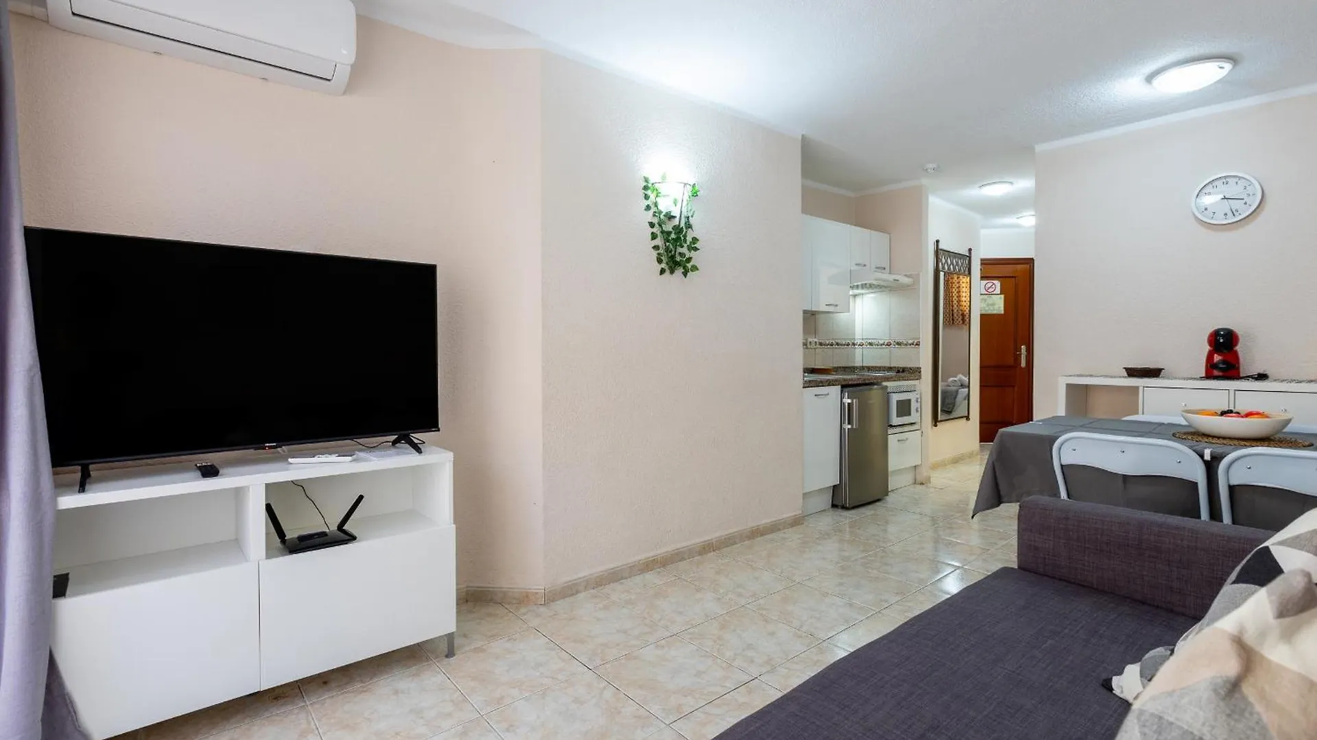 Apartment Great Location W 1 Bedroom Costa Adeje Spain